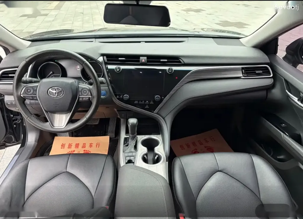 Toyota Camry, 2019