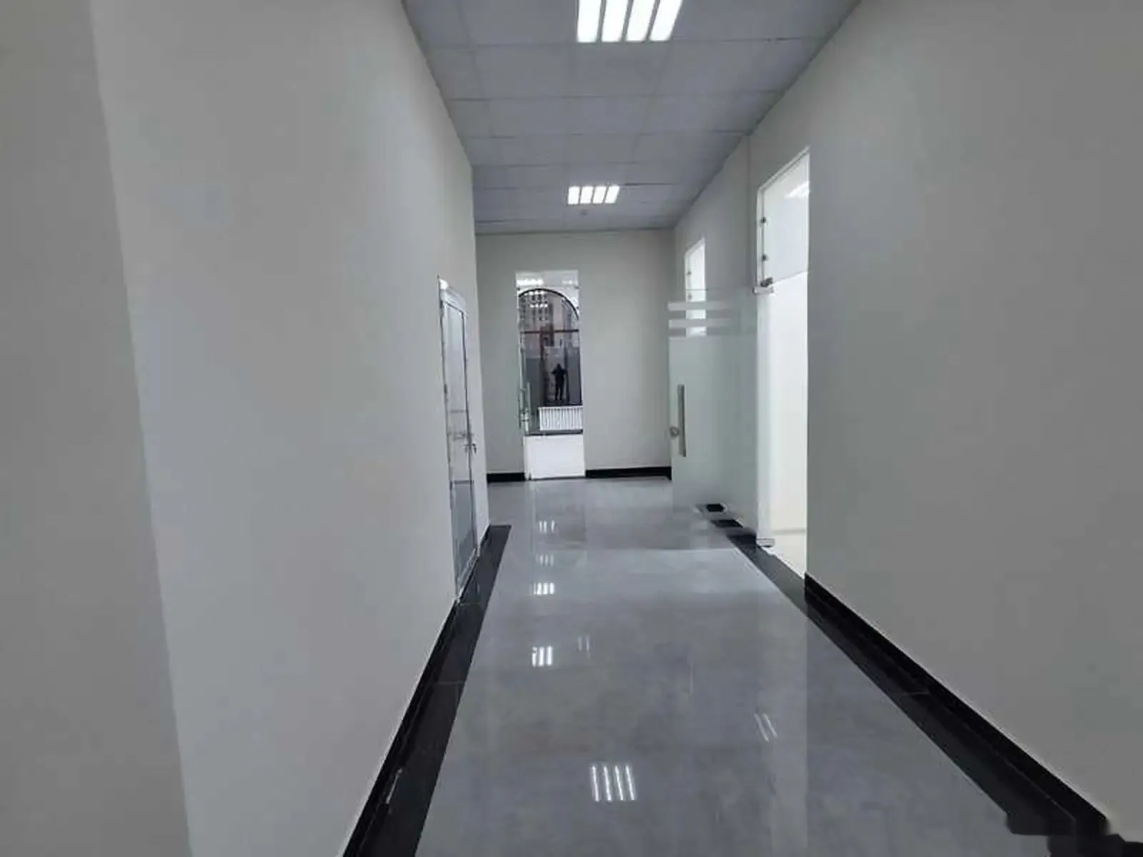 Помещение под офис, 400м², сино