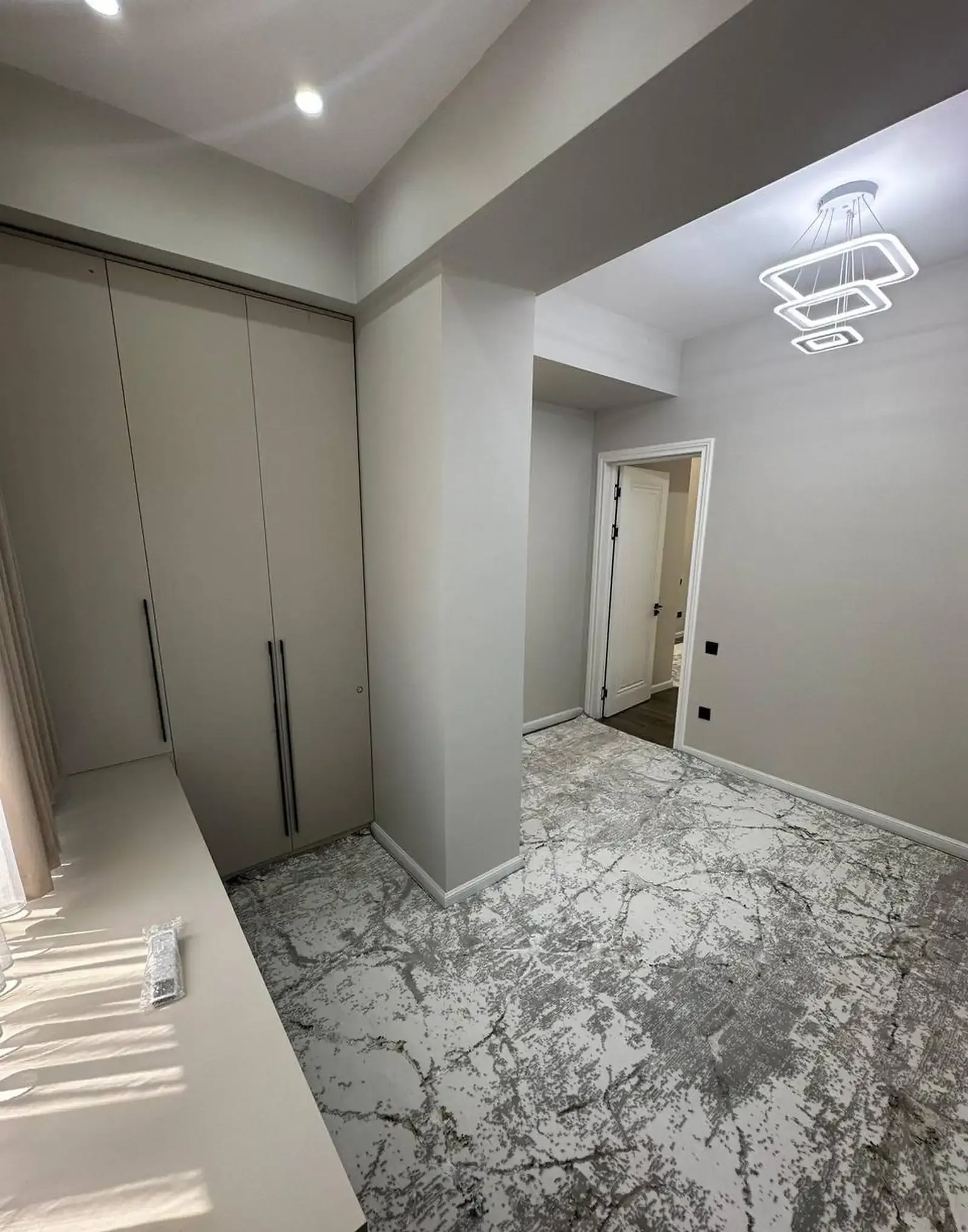 3-комн. квартира, 16 этаж, 95 м², И Сомони — фото 6