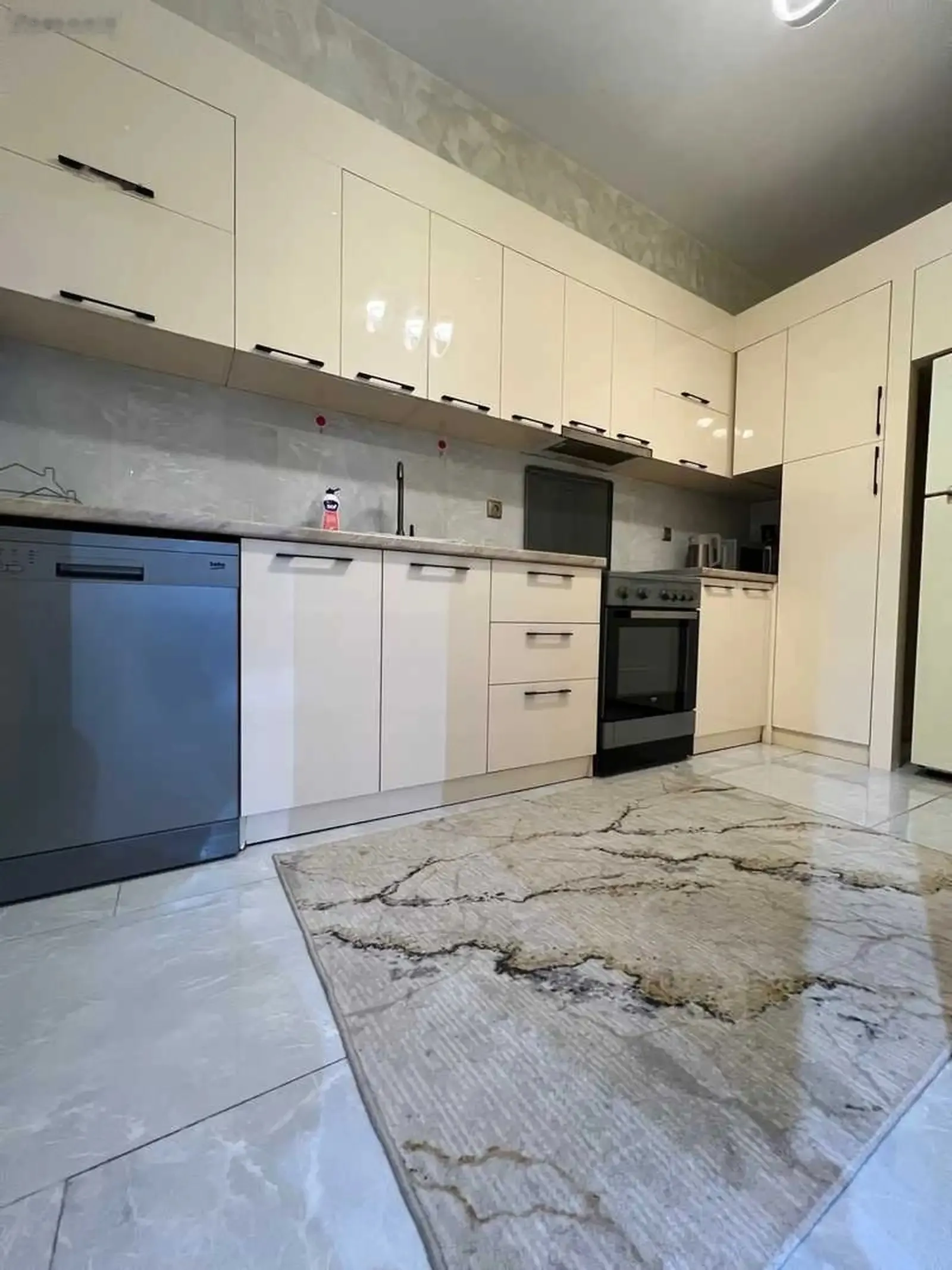4-комн. квартира, 3 этаж, 133м², ориентир Овир — фото 9