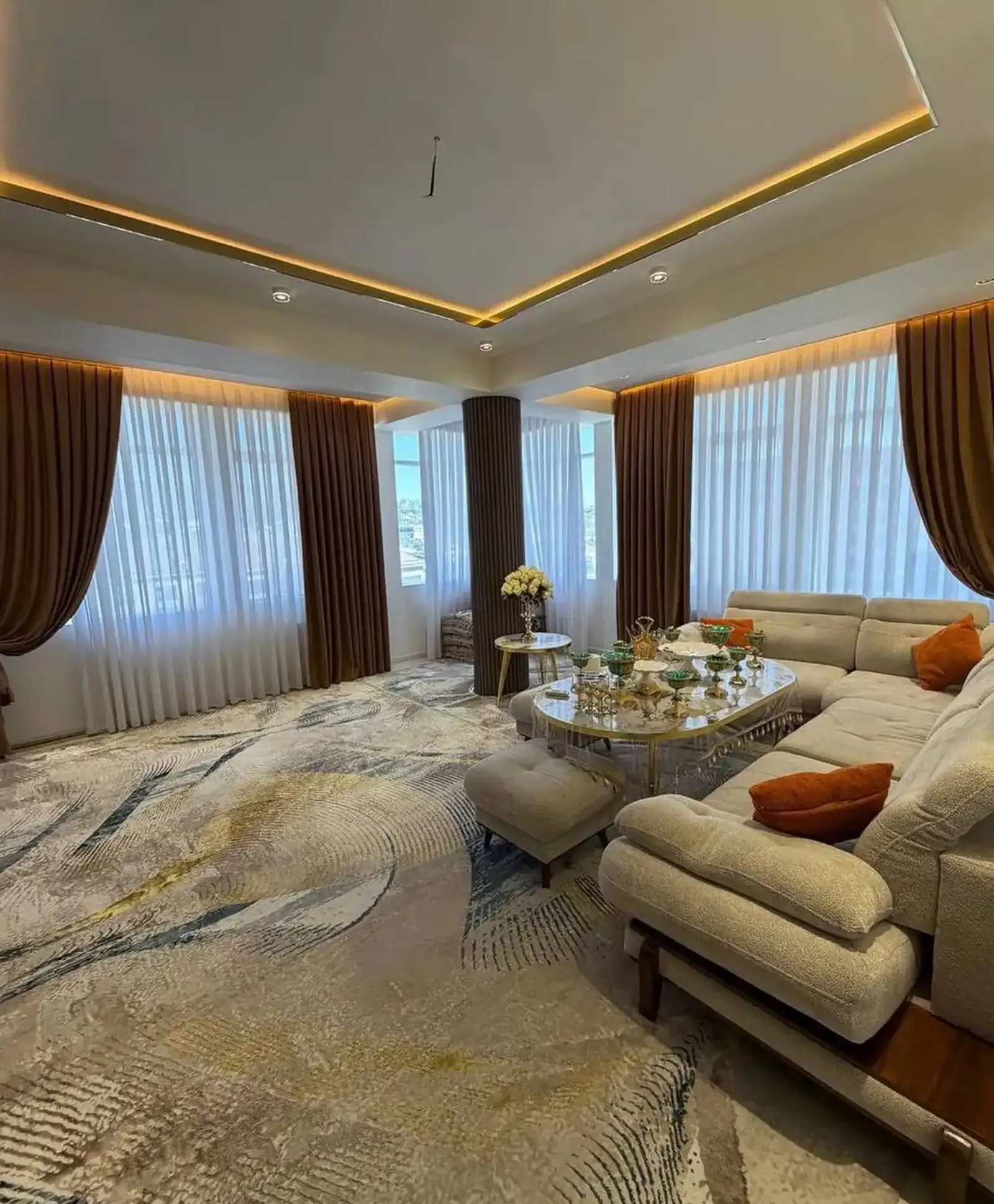 3-комн. квартира, 7 этаж, 117 м², Исмоили Сомони, Мехргон — фото 2