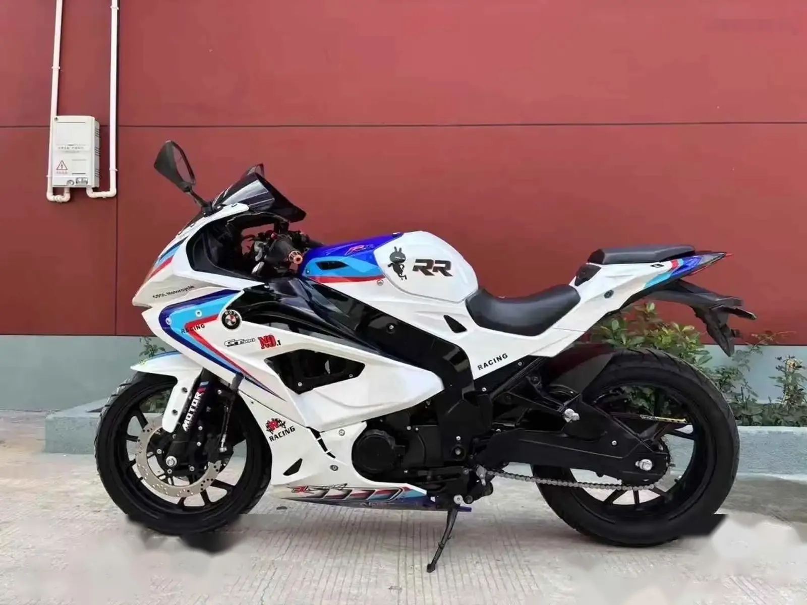 Мотоцикл BMW250RR