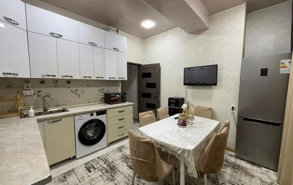 2-комн. квартира, 4 этаж, 62 м², Фирдавси — фото 6