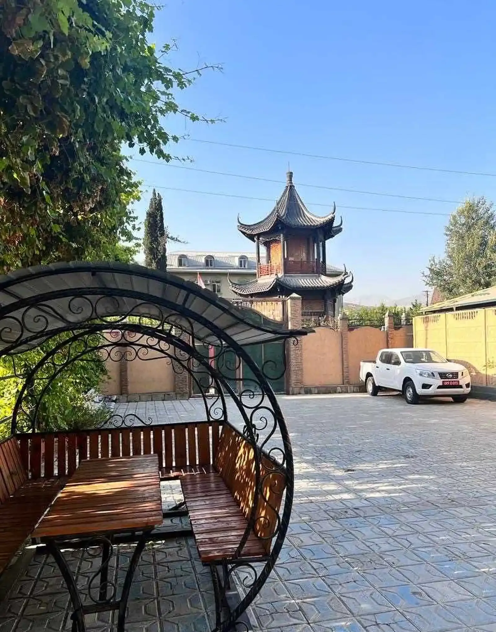 Помещение под офис, 950м², Шохмансур