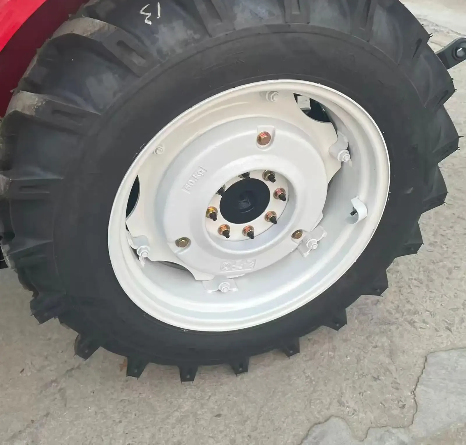 Трактор YTO 604MC на заказ