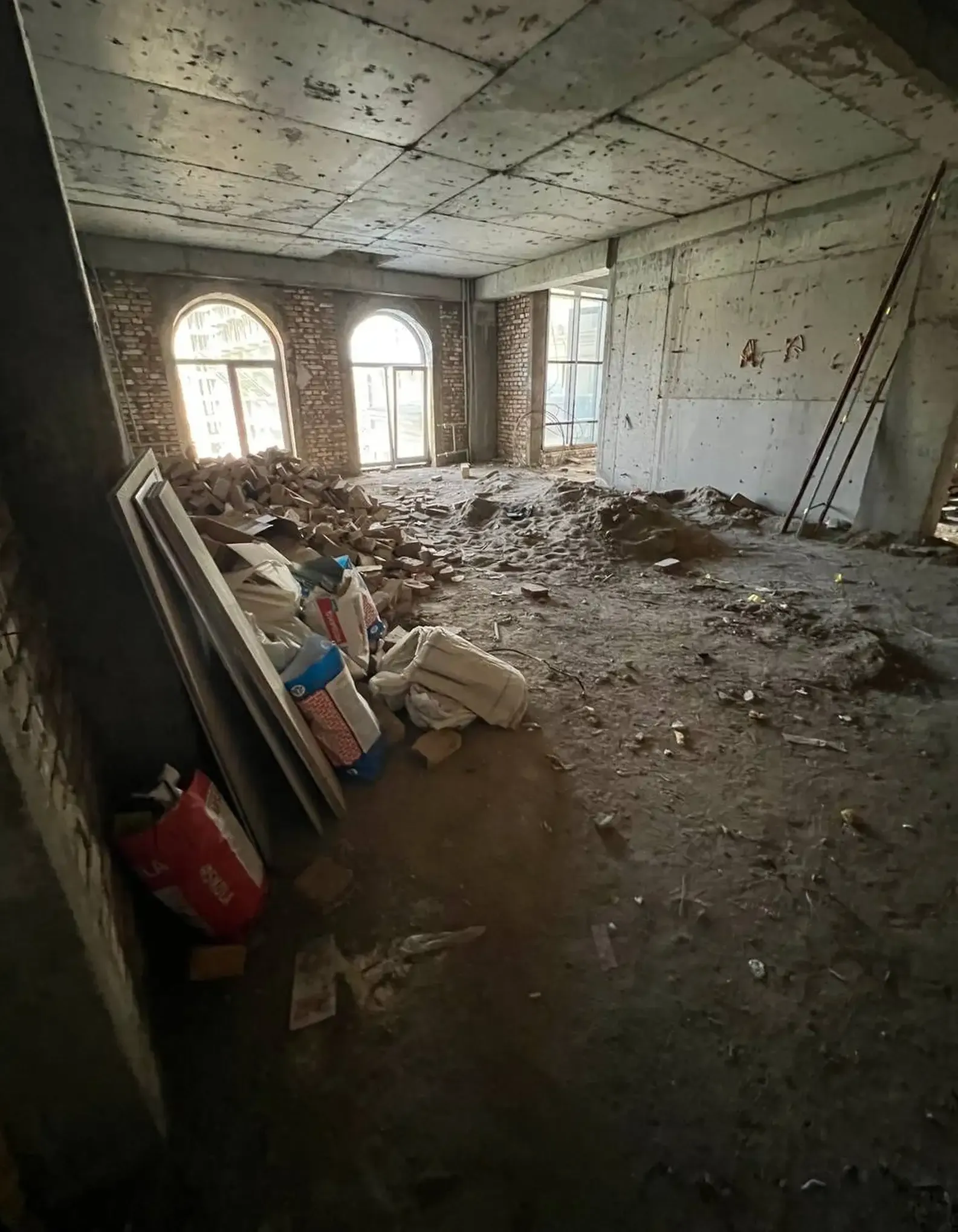 3-комн. квартира, 17 этаж, 136 м², Исмоили Сомони, ЦУМ, Шохпалас — фото 3
