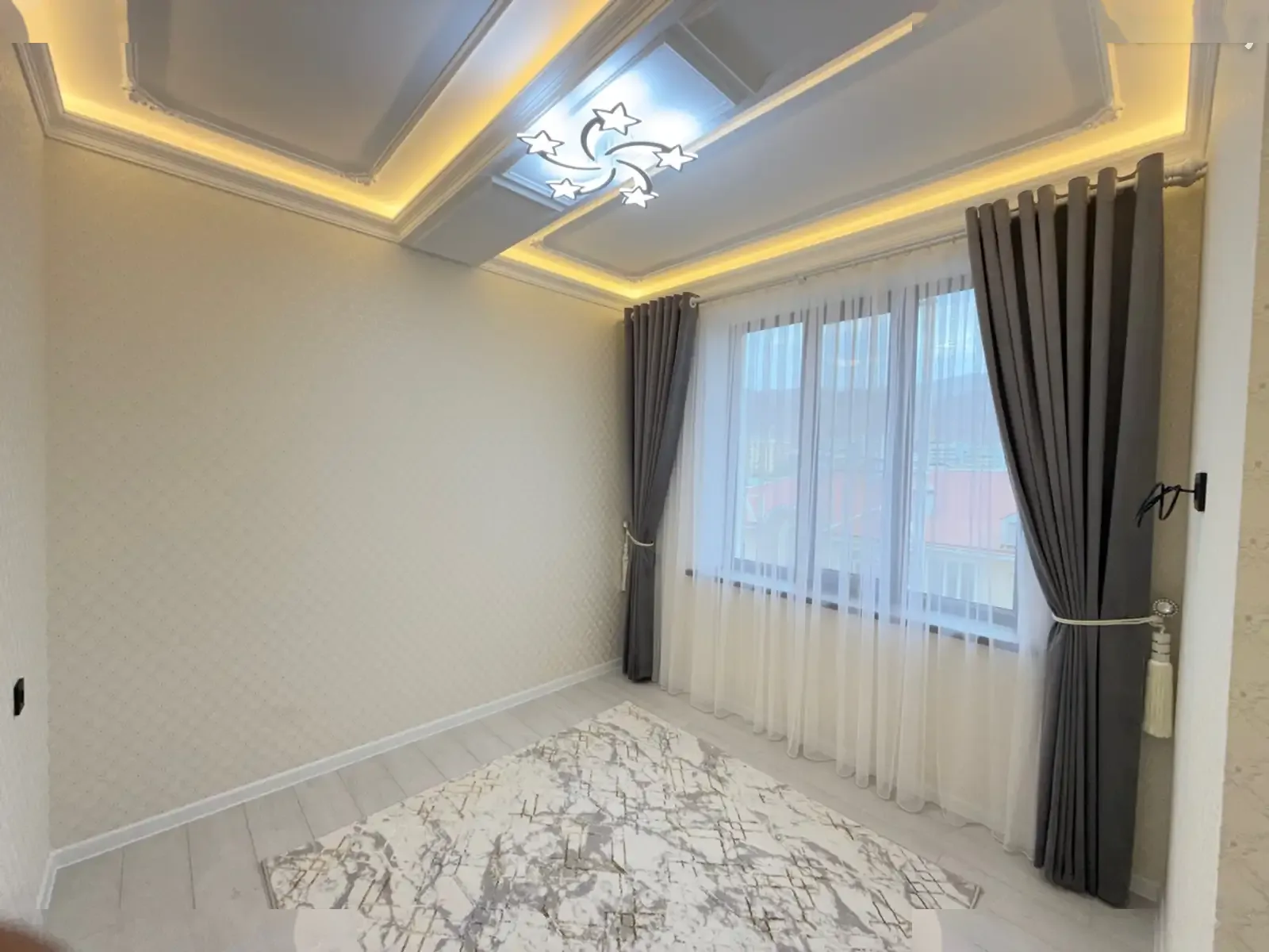 4-комн. квартира, 8 этаж, 93 м², 12 мкр — фото 10