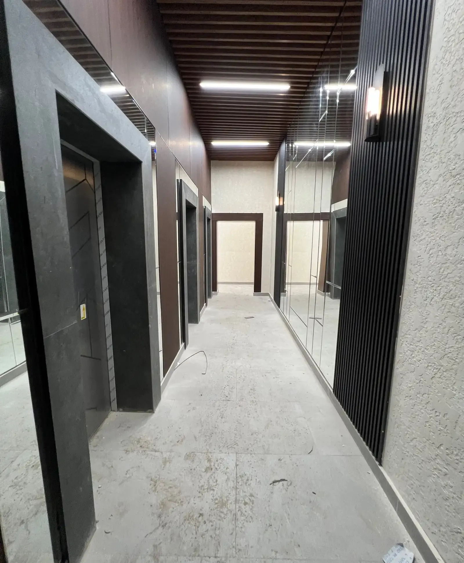 3-комн. квартира, 9 этаж, 107 м², И. Сомони — фото 4