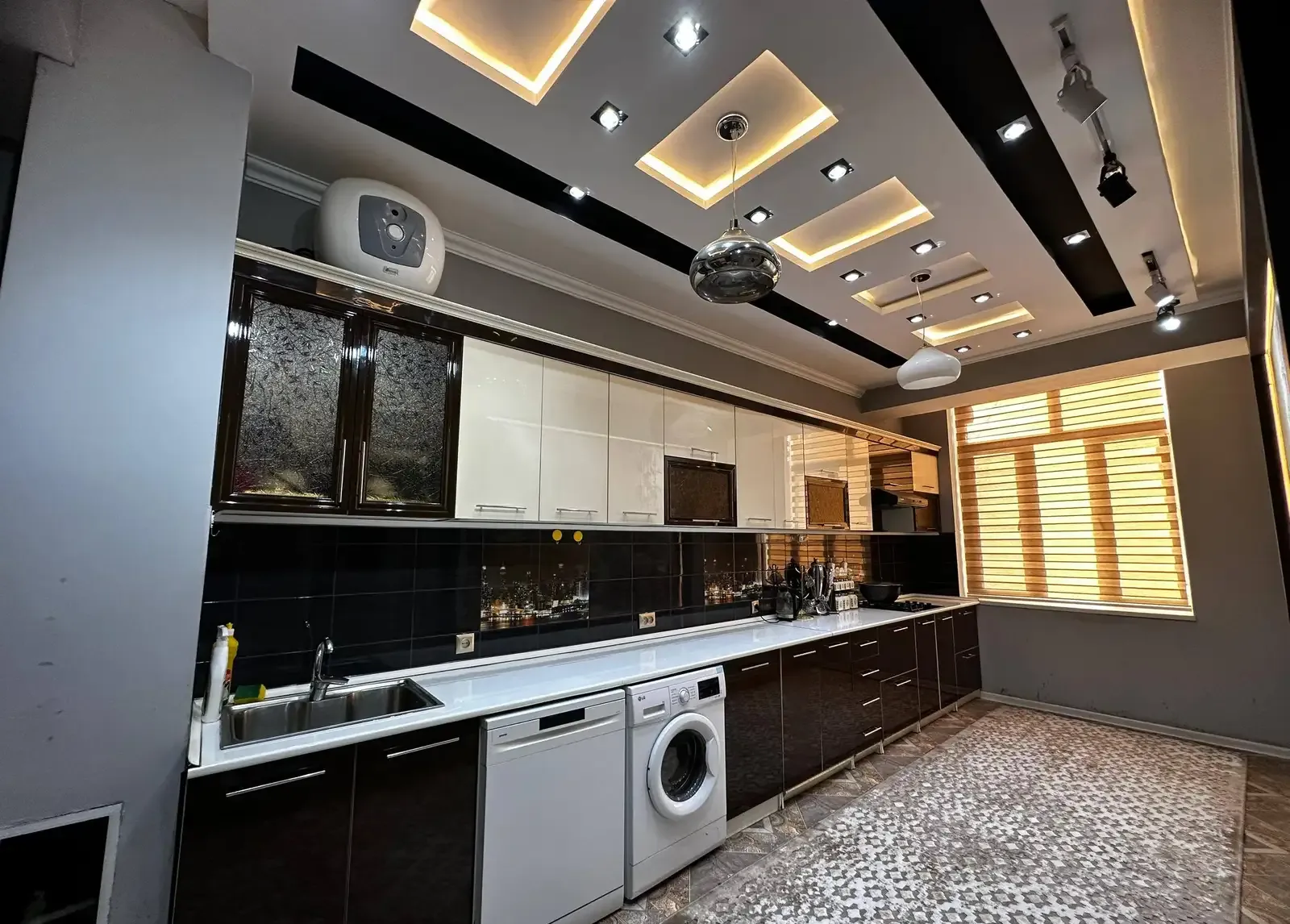 4-комн. квартира, 4 этаж, 151 м²,   112мкр — фото 10