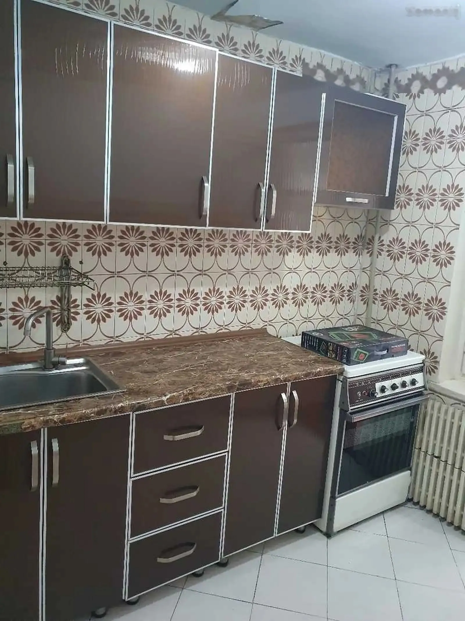 4-комн. квартира, 1 этаж, 78м², 82мкр