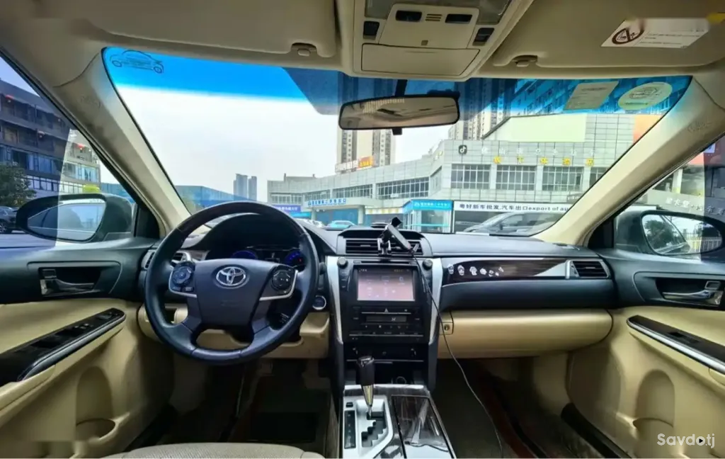 Toyota Camry, 2015