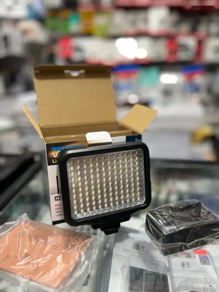Прожектор LED-5009 и аккумулятор F550 2200mAh