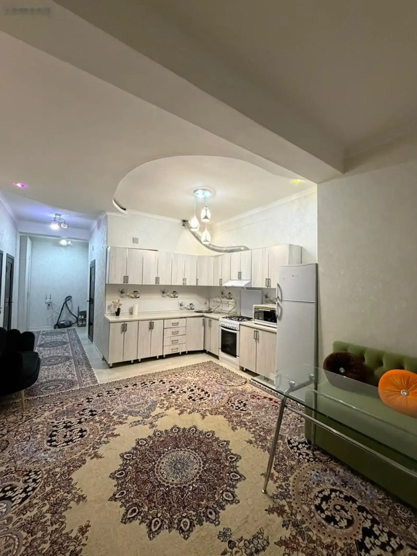 2-комн. квартира, 7 этаж, 70м², воданасос Ёвар