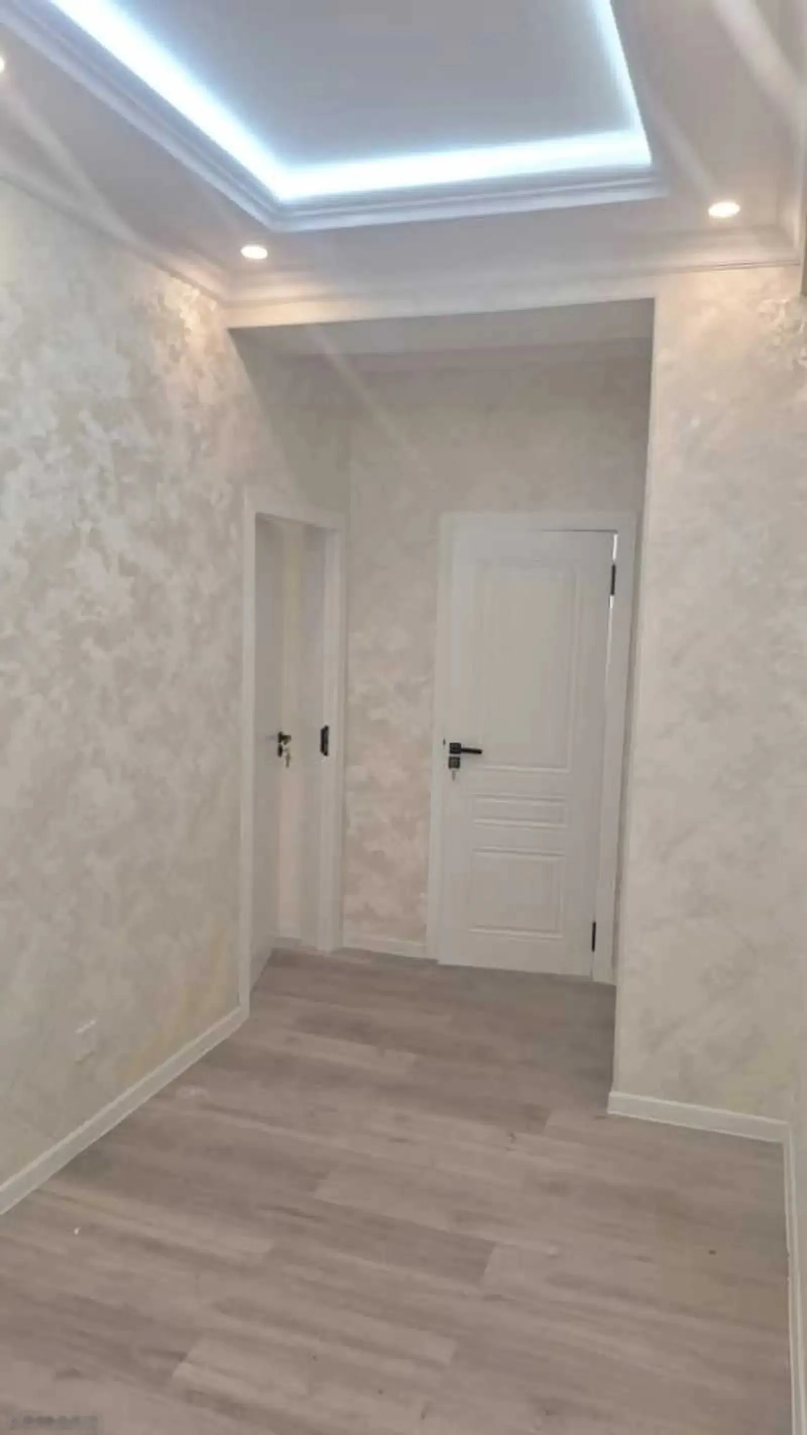 3-комн. квартира, 12 этаж, 81м², Молодёжный театр — фото 7