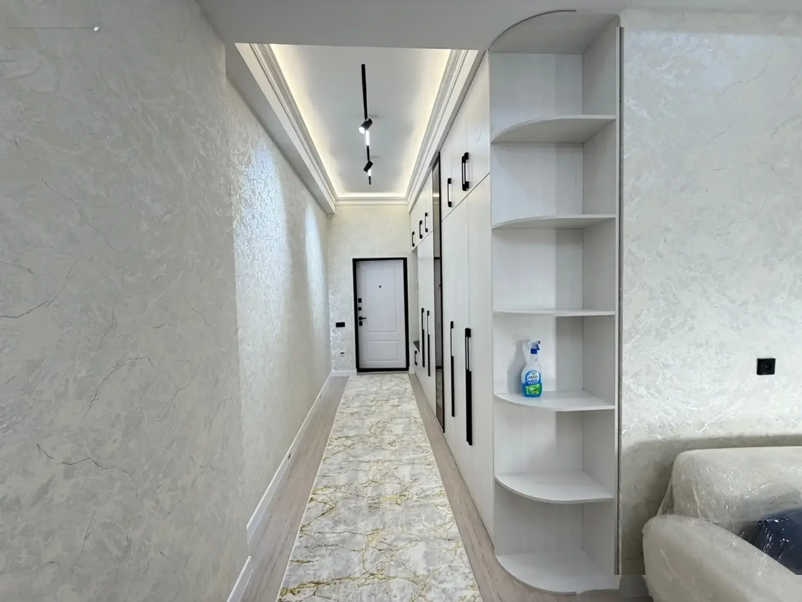 2-комн. квартира, 10 этаж, 58 м², 12 мкр — фото 7