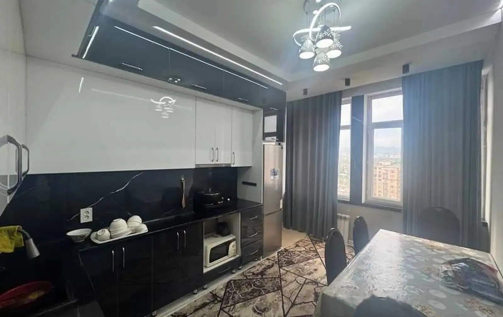 2-комн. квартира, 14 этаж, 70м², Фирдавси — фото 9