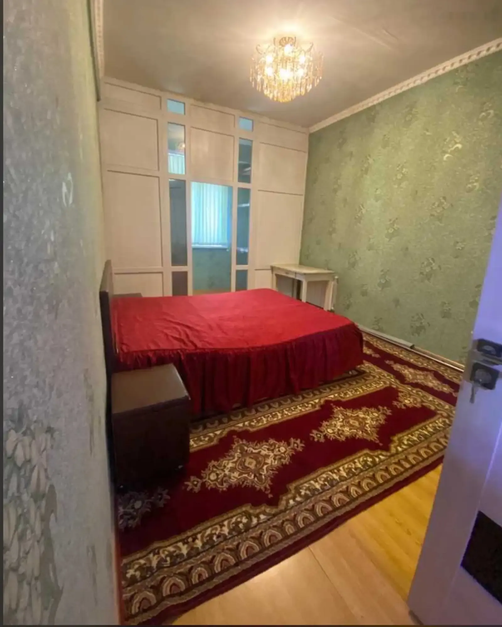 3-комн. квартира, 2 этаж, 100м², Сино