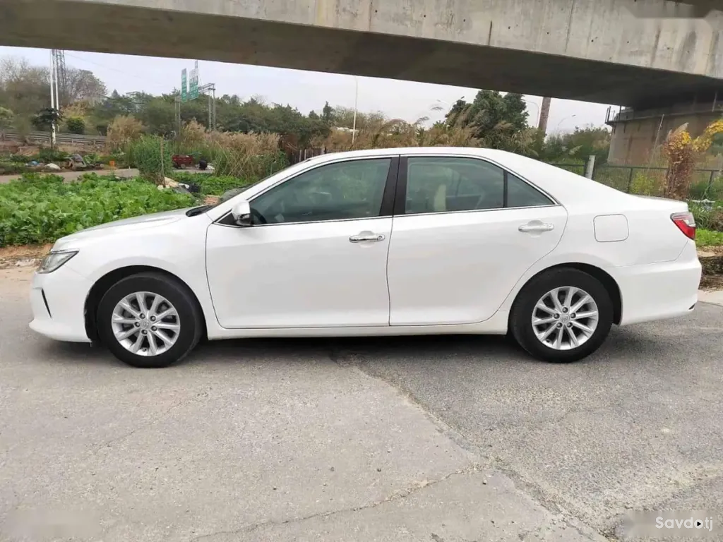 Toyota Camry, 2016