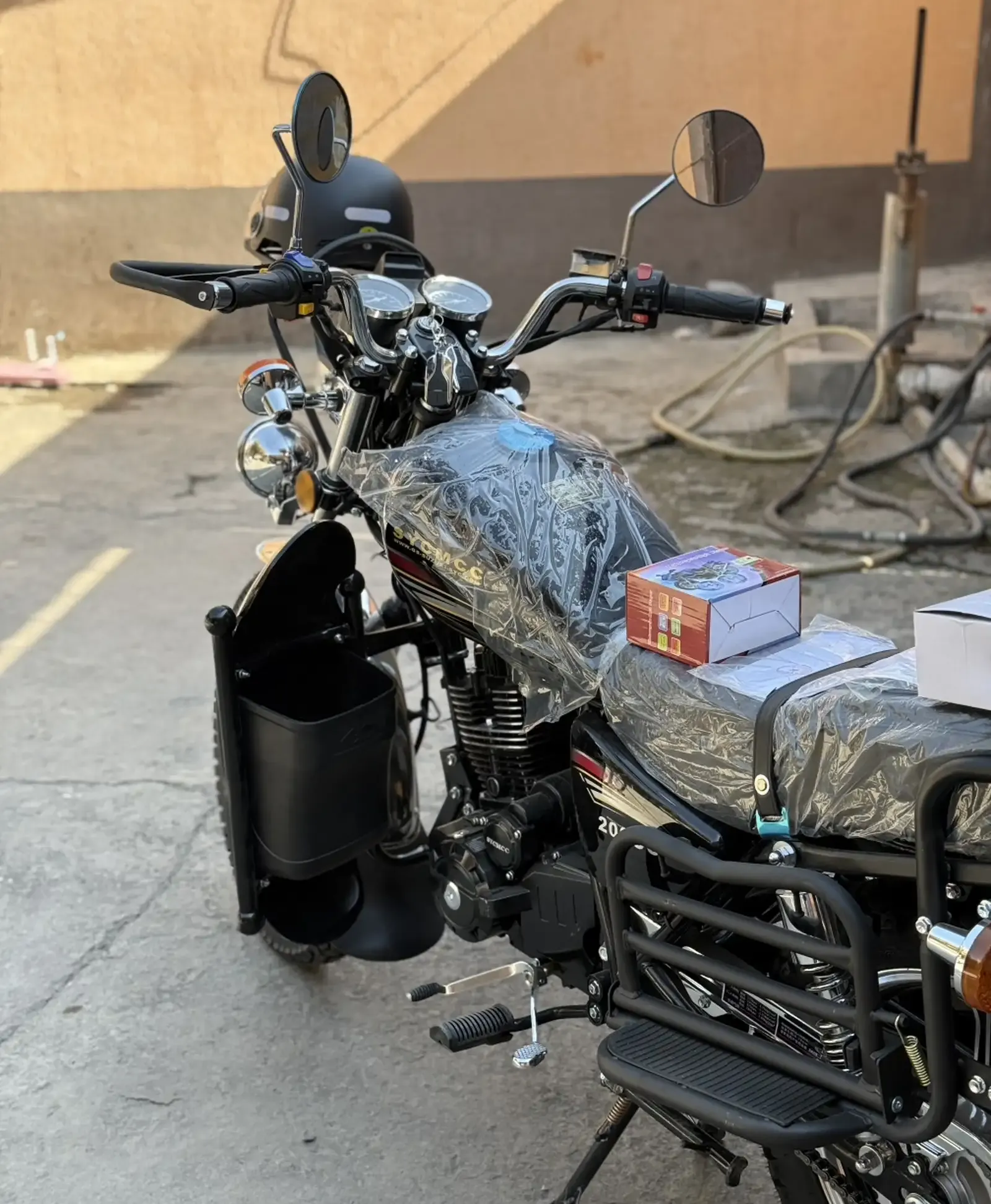 Мотоцикл Suzuki 200куб Black 2026