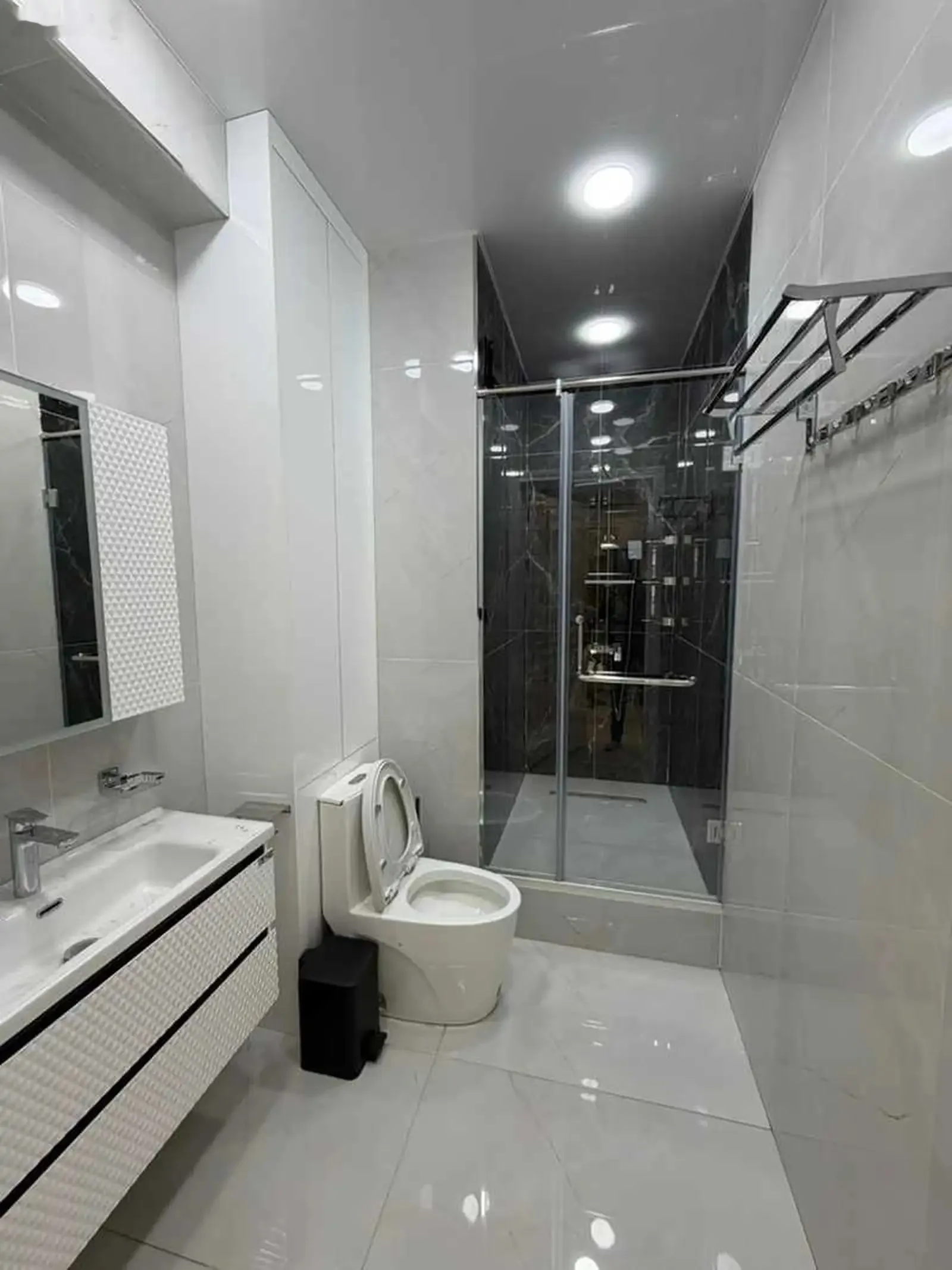 2-комн. квартира, 15 этаж, 100м², Поликлиника — фото 7