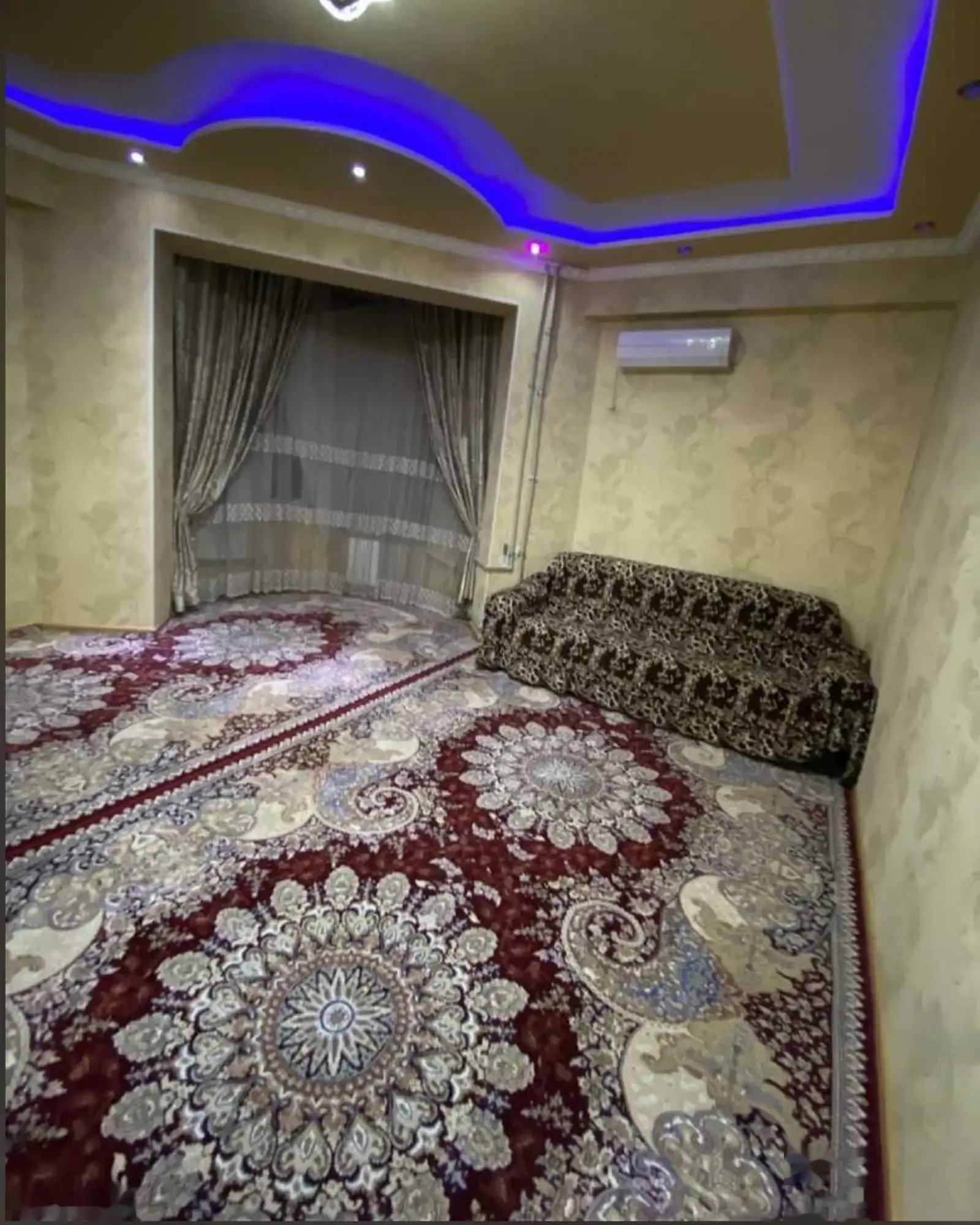 3-комн. квартира, 2 этаж, 100м², Сино