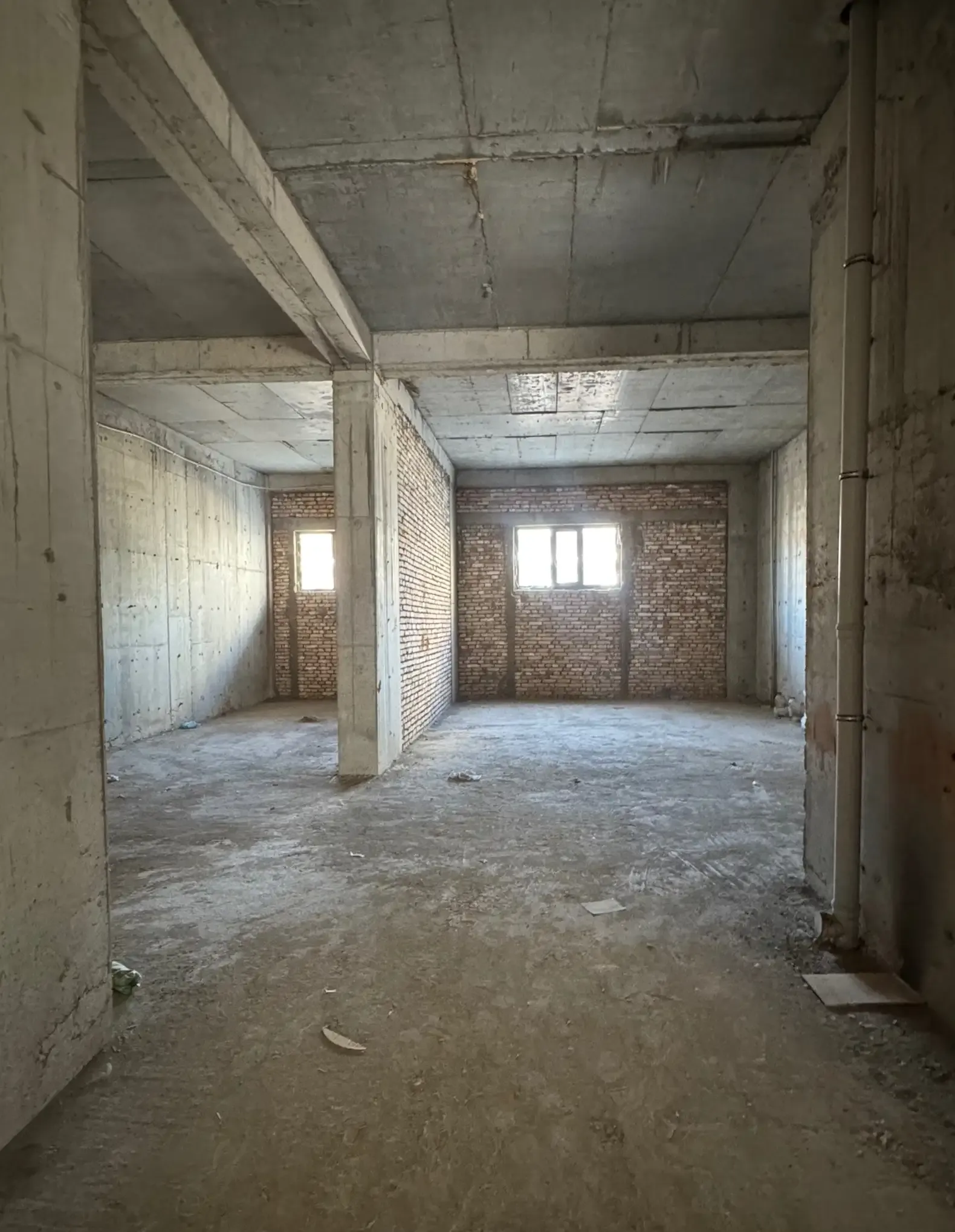 Помещение под свободное назначение, 486м², Стадион Спартак, Симург, Роддом 1