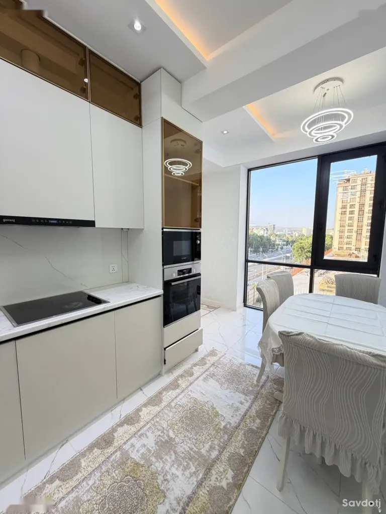 3-комн. квартира, 6 этаж, 104м², сино