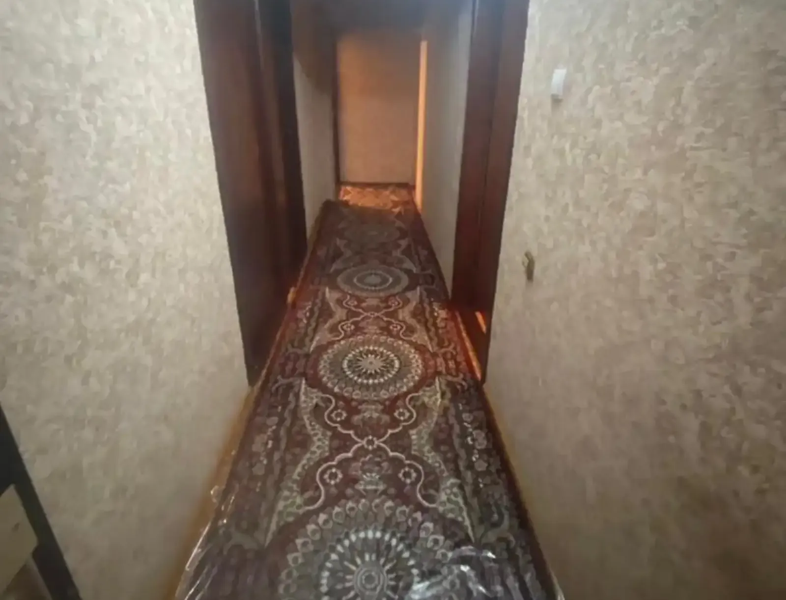 5-комн. квартира, 4 этаж, 100м², Сино
