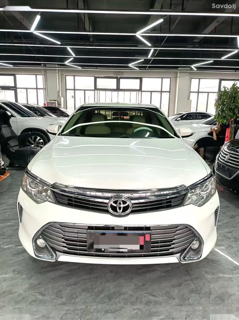 Toyota Camry, 2015