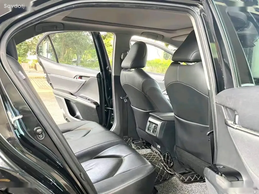 Toyota Camry, 2019