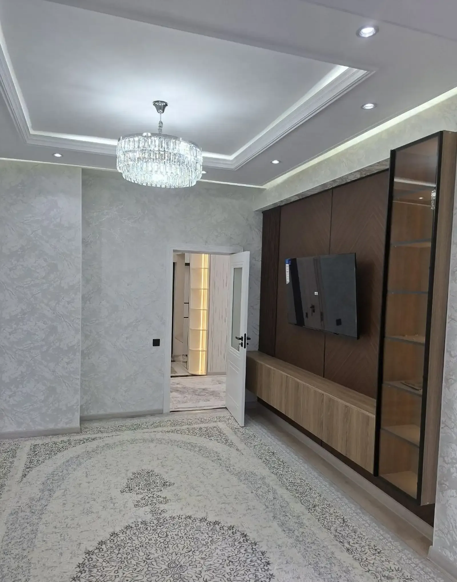 2-комн. квартира, 3 этаж, 64 м², Сино