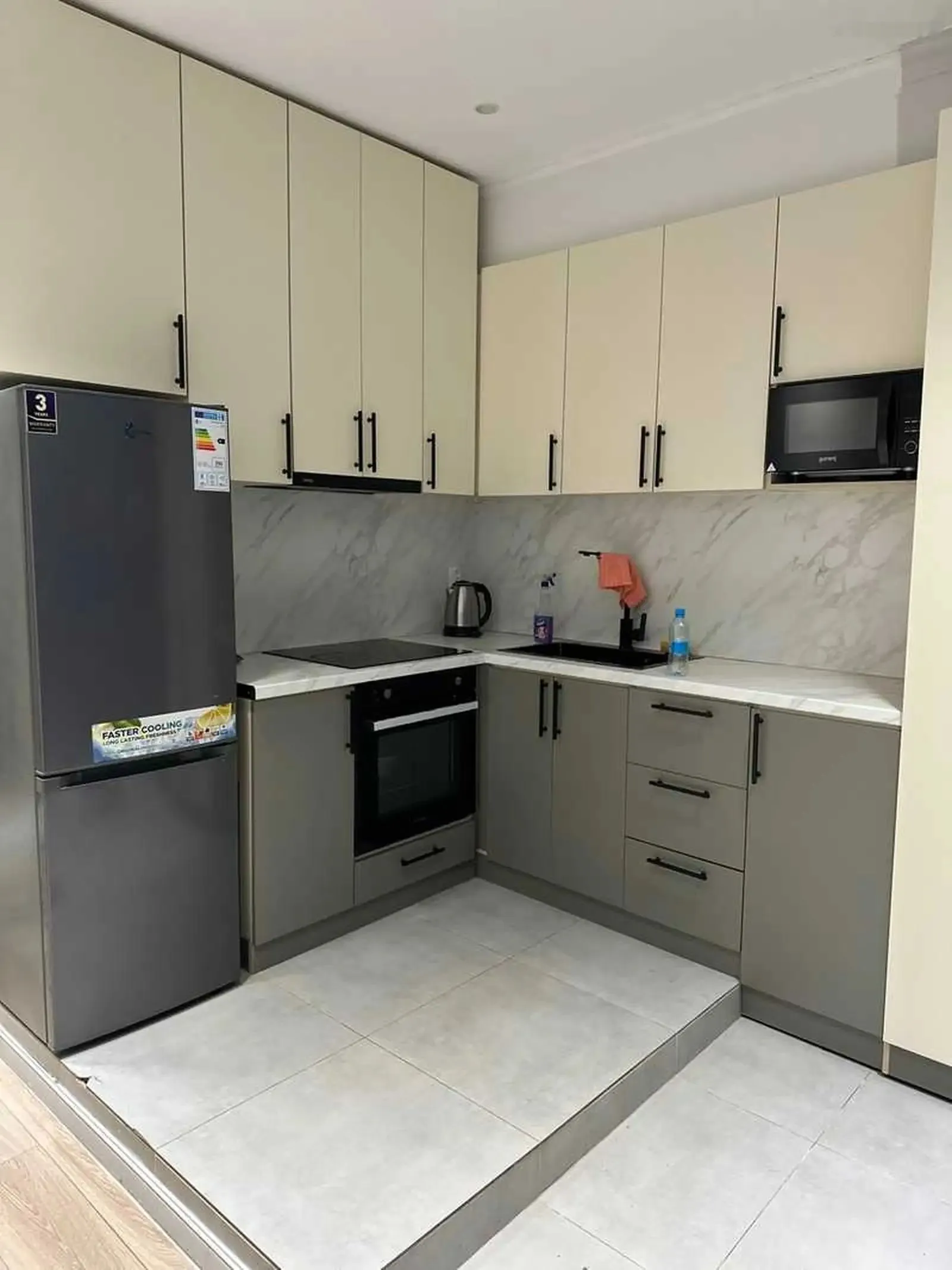 3-комн. квартира, 8 этаж, 110м², Шохмансур