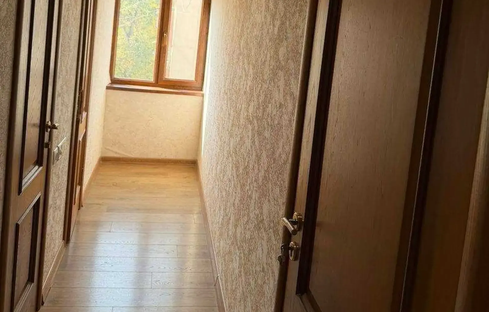 4-комн. квартира, 4 этаж, 70 м², Сино