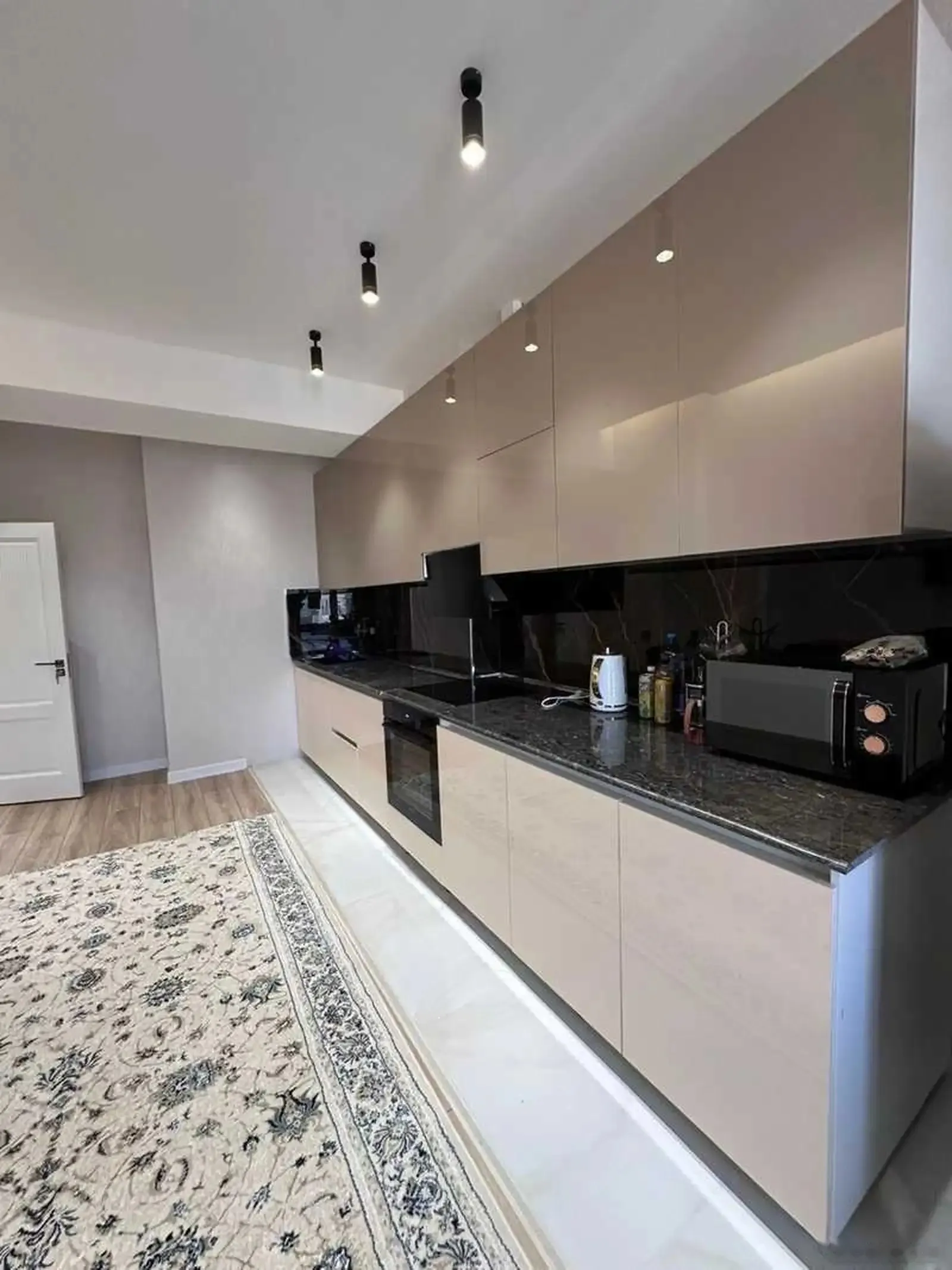 2-комн. квартира, 17 этаж, 100м², бари гостницаи Hilton — фото 9