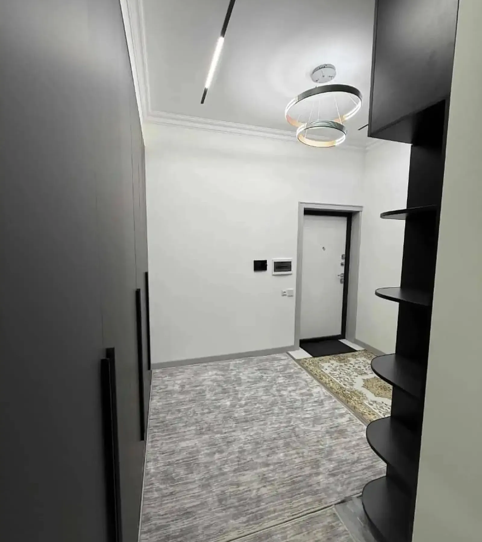 2-комн. квартира, 15 этаж, 95м², 82 мкр — фото 8