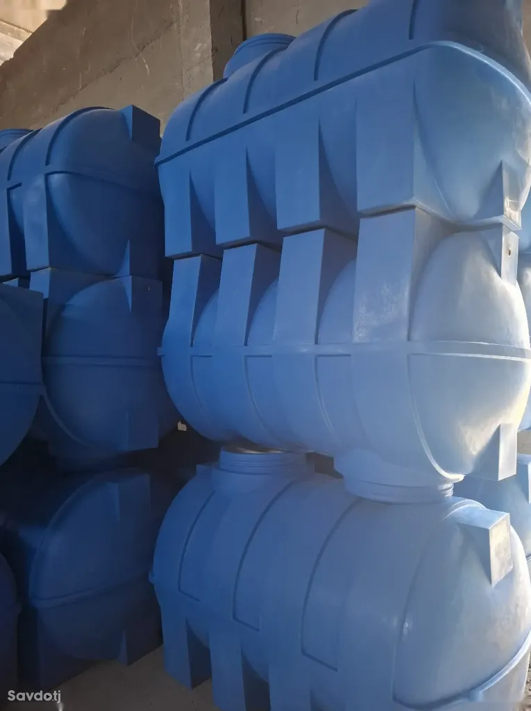 Бочка пластиковая 1000л.