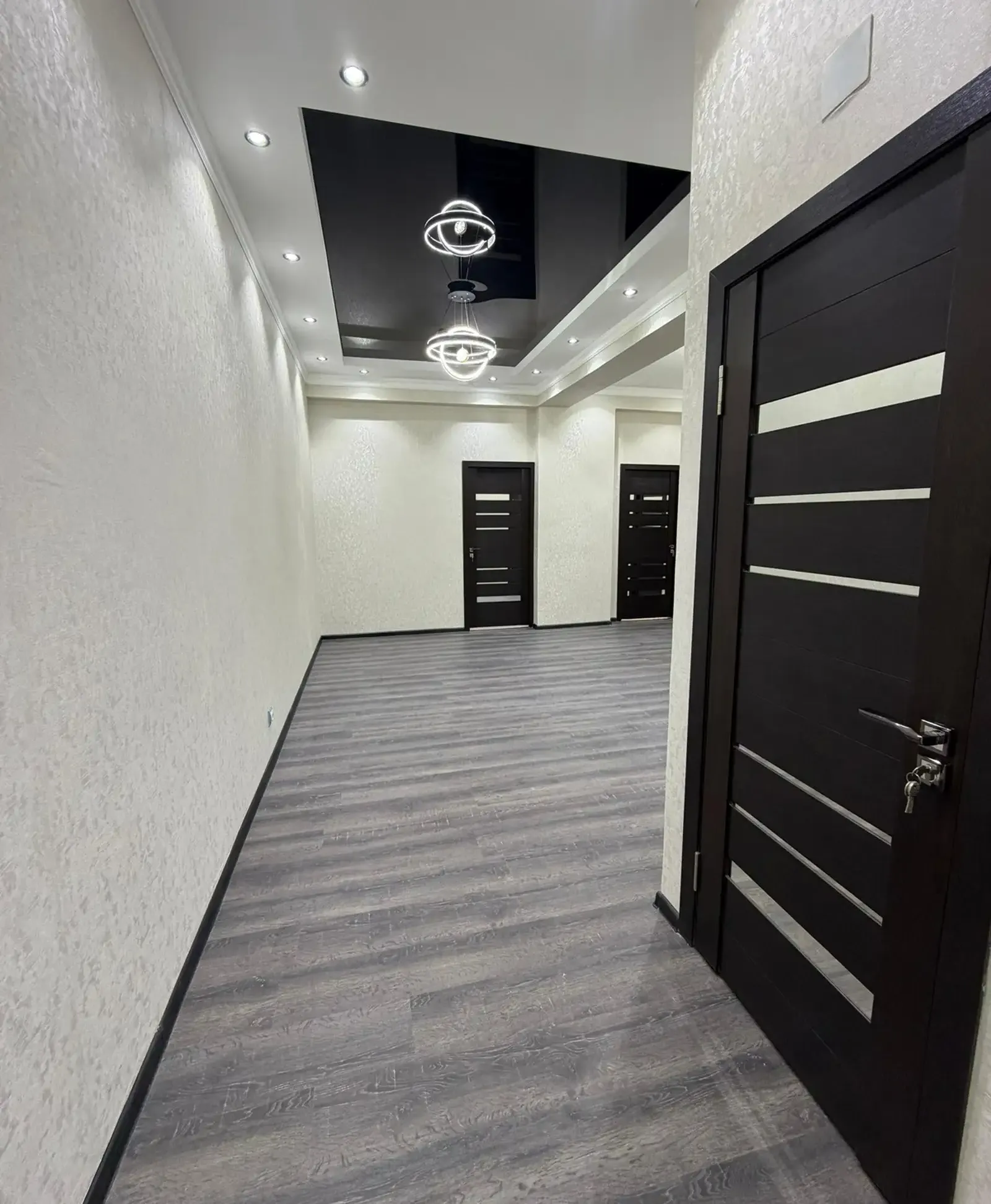 3-комн. квартира, 14 этаж, 100м², Сино