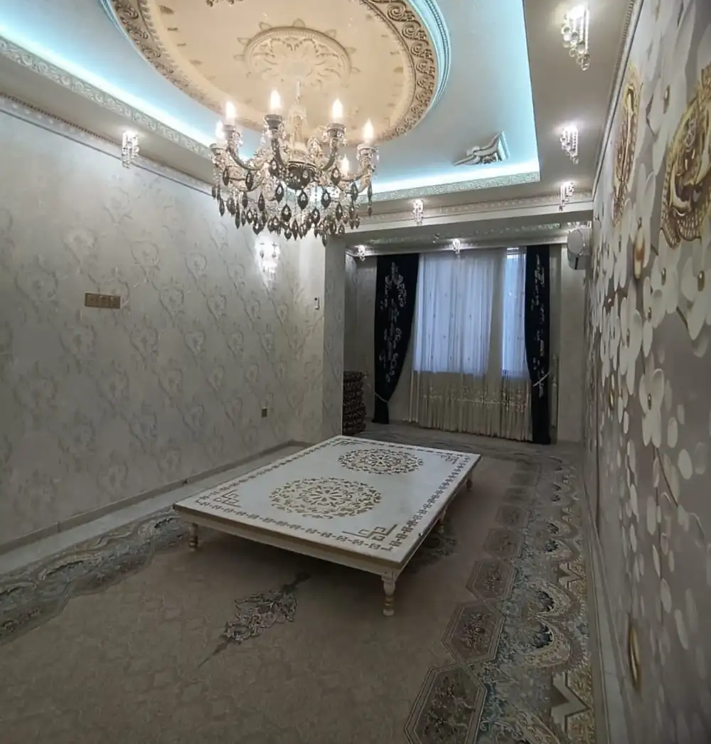 4-комн. квартира, 10 этаж, 120м², Шохмансур бари Пайкар Созидания ру баруи Гостиница Хилтон