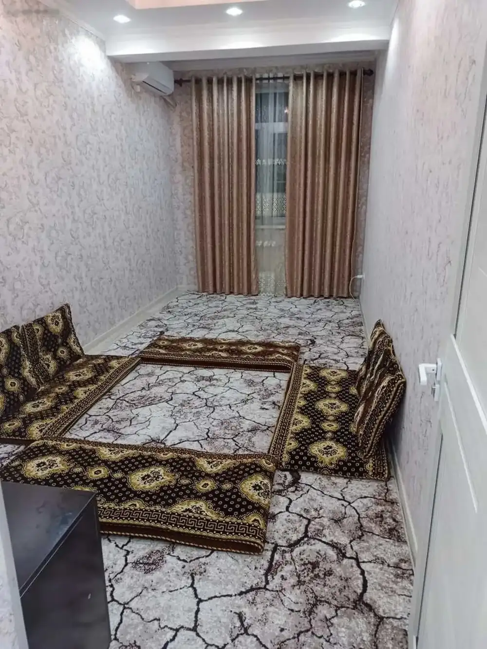 2-комн. квартира, 12 этаж, 70м², Фирдавси — фото 2