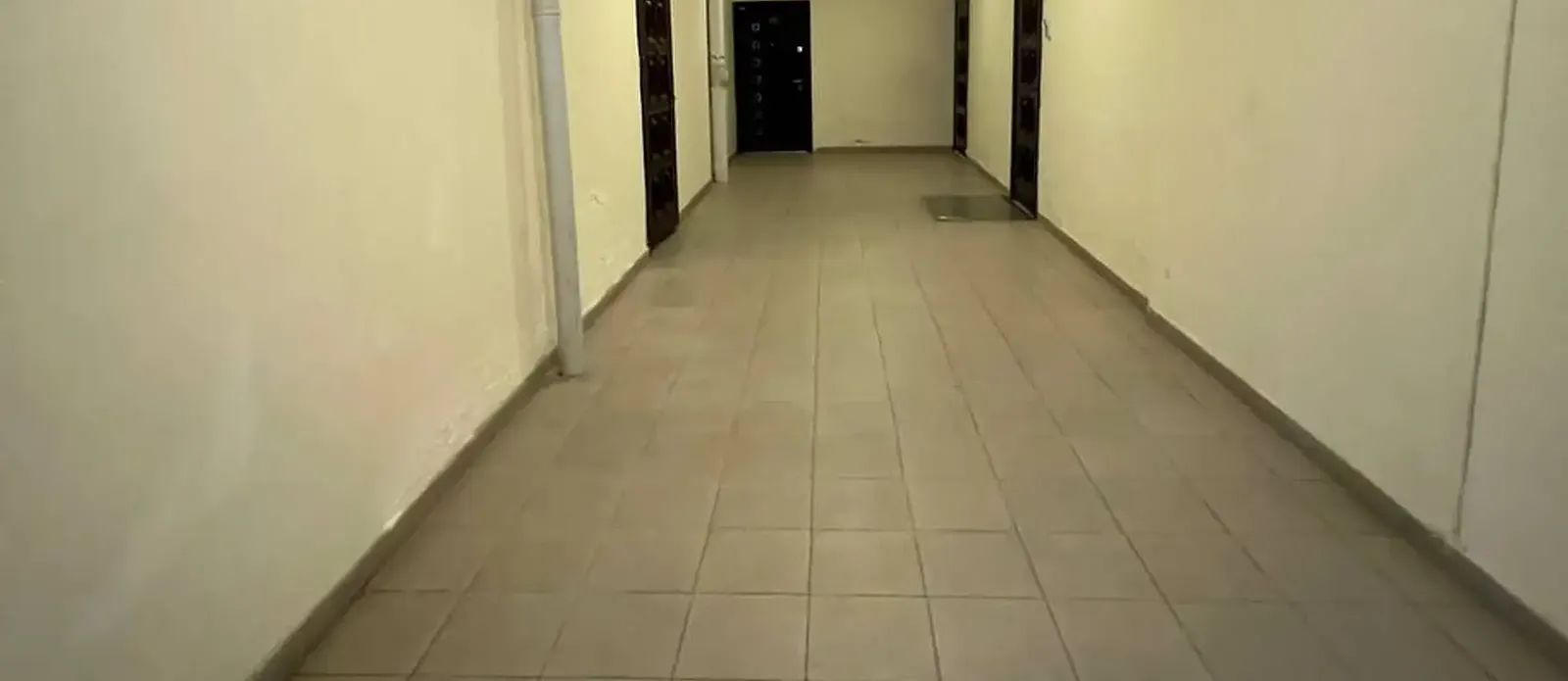 2-комн. квартира, 11 этаж, 56 м², Исмоили Сомони, Северный