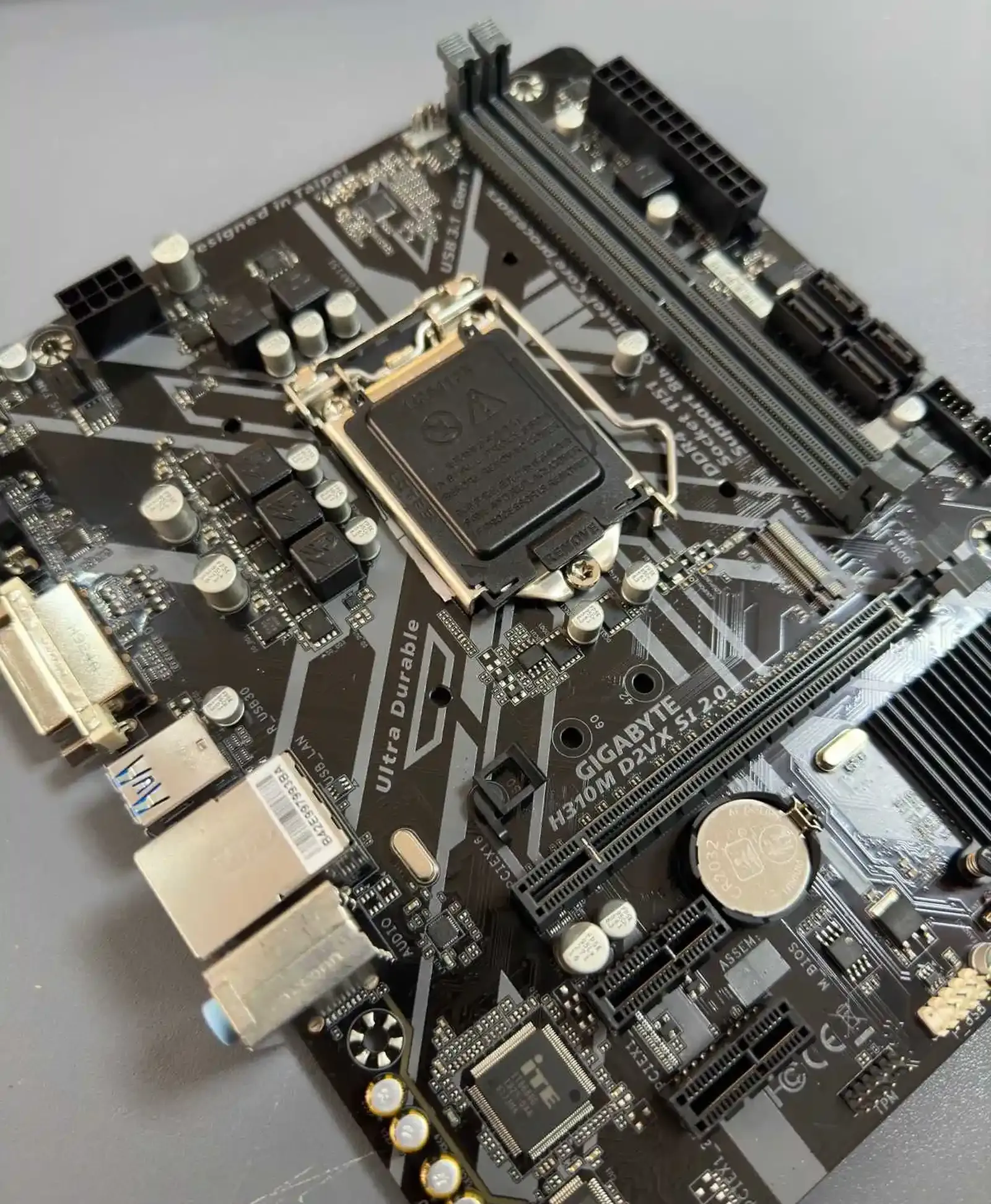 Материнская плата DDR4 Gigabyte H310