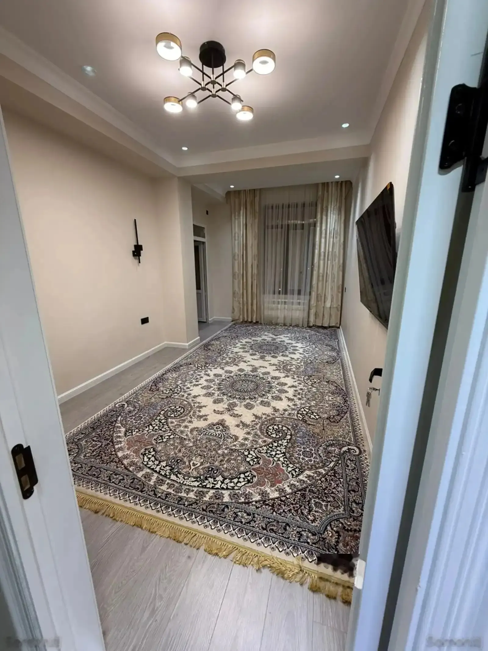 2-комн. квартира, 3 этаж, 80м², Исмоили Сомони — фото 3