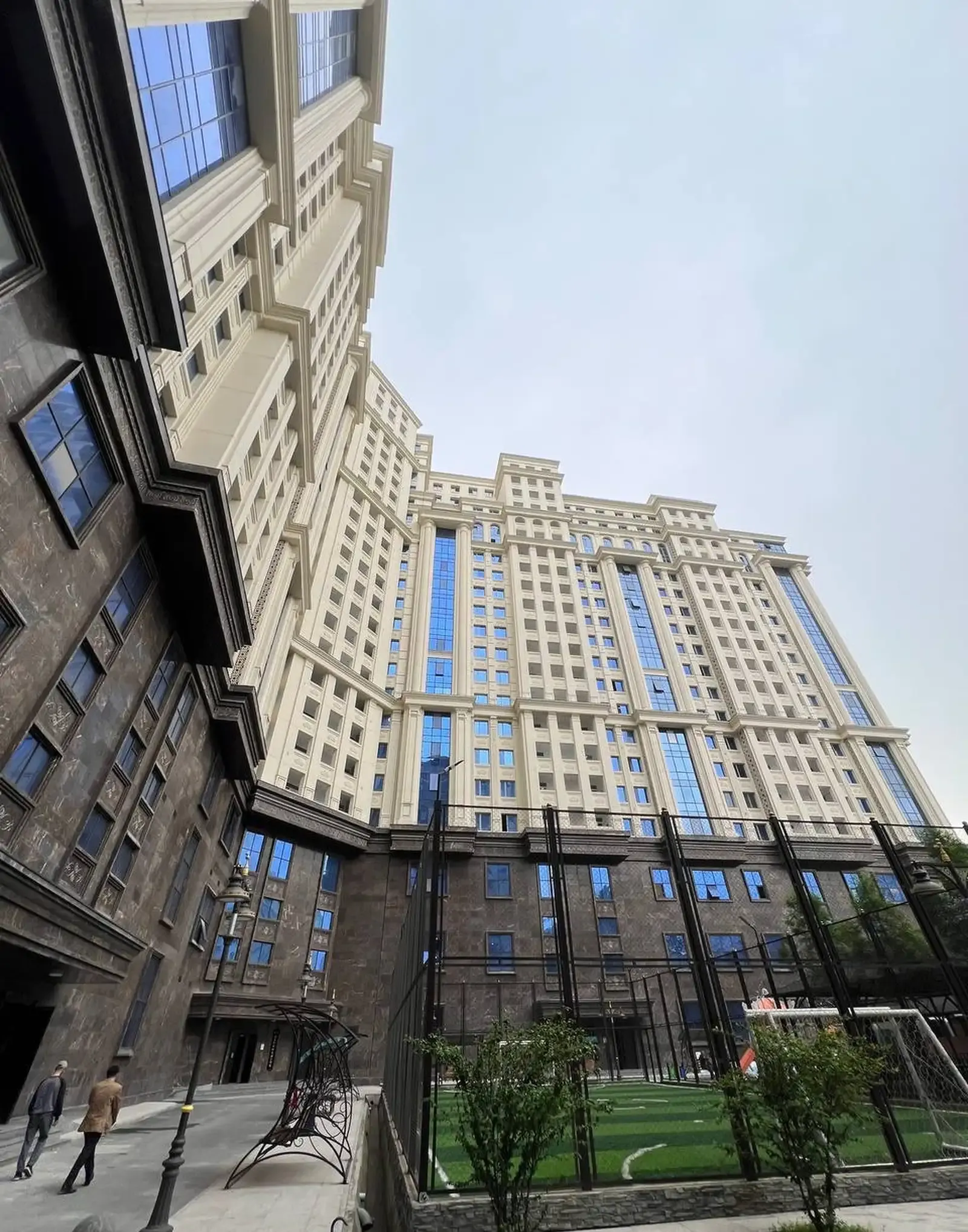4-комн. квартира, 7 этаж, 134 м², Сомони, шохпалас — фото 2