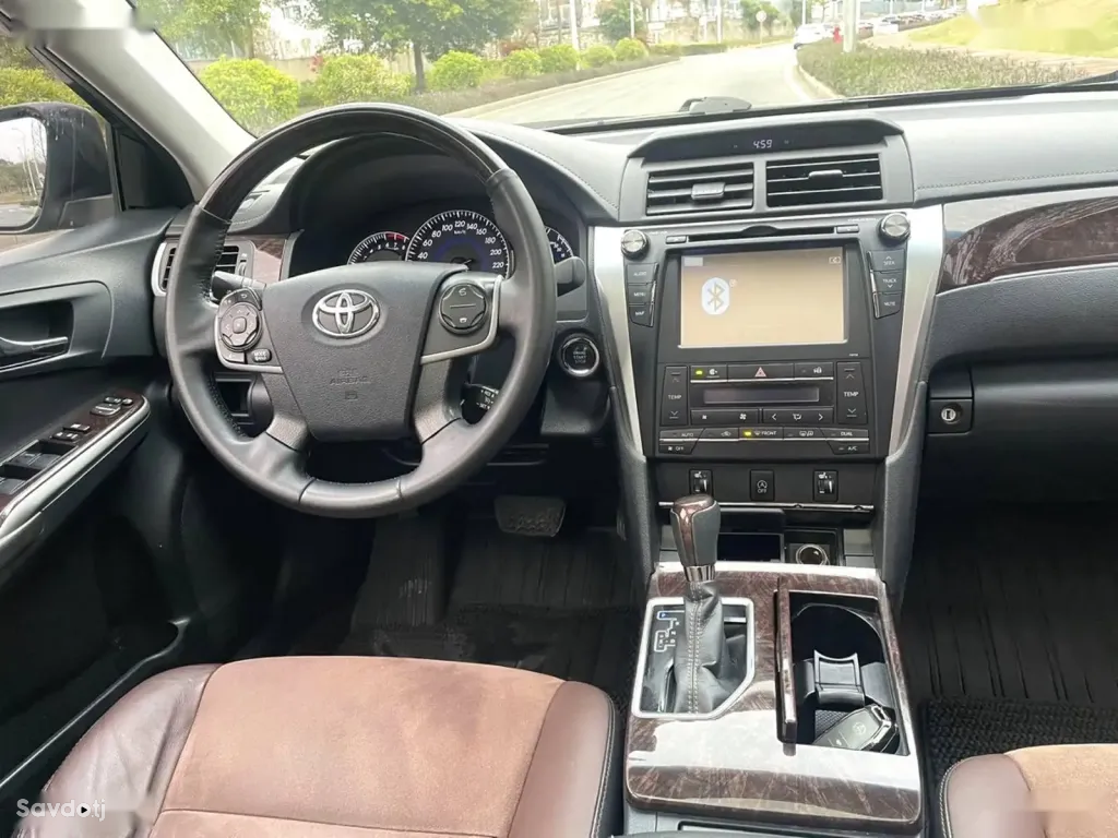 Toyota Camry, 2016