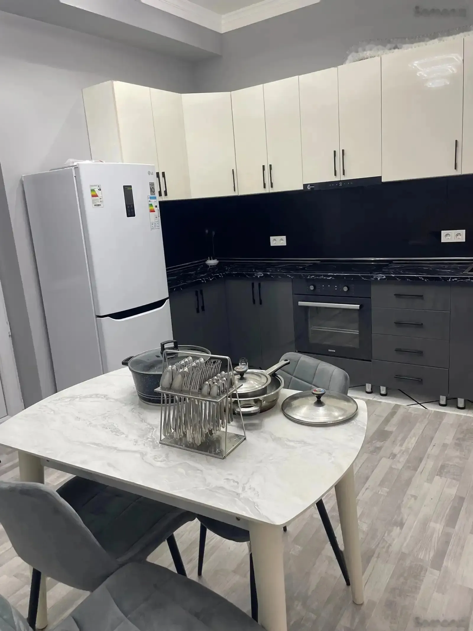 2-комн. квартира, 10 этаж, 70м², И.Сомони — фото 4