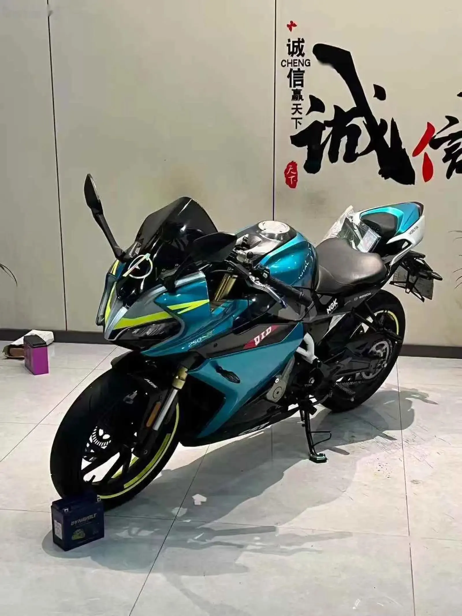 Мотоцикл CFmoto SR на заказ — фото 3