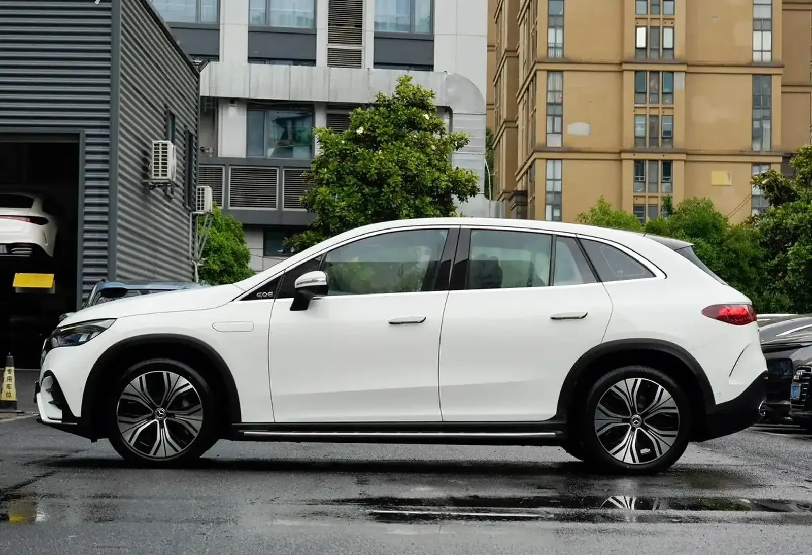Mercedes-Benz EQE, 2025 на заказ