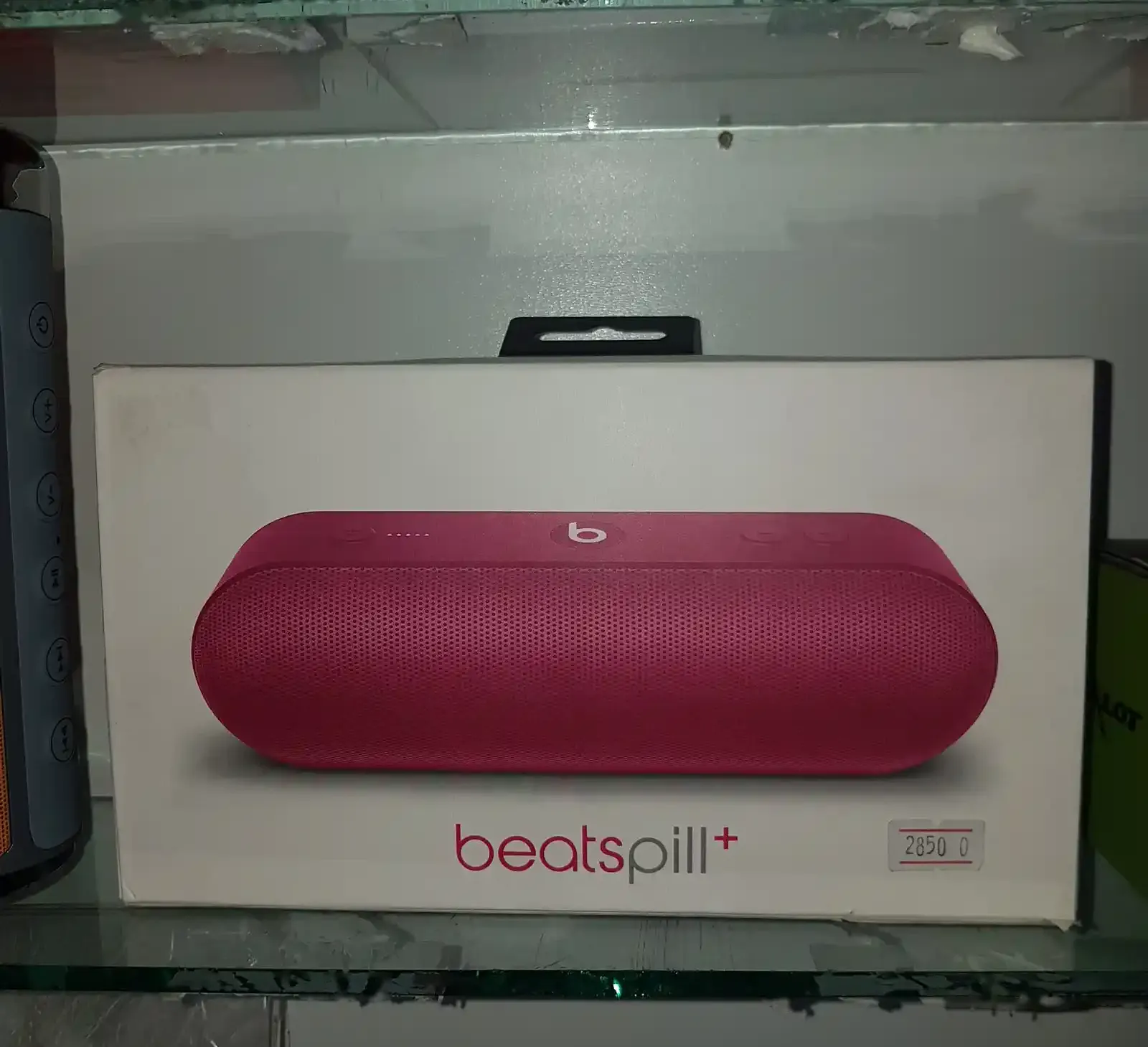 Колонка Beats Pill plus