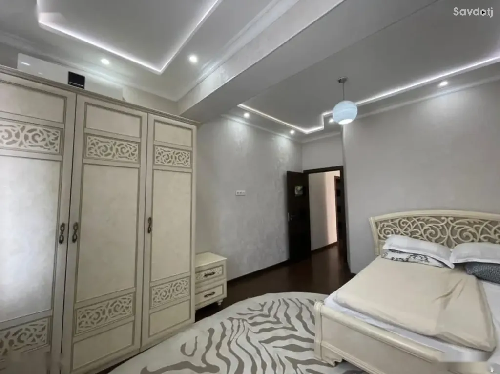 3-комн. квартира, 10 этаж, 107м², И. Сомони