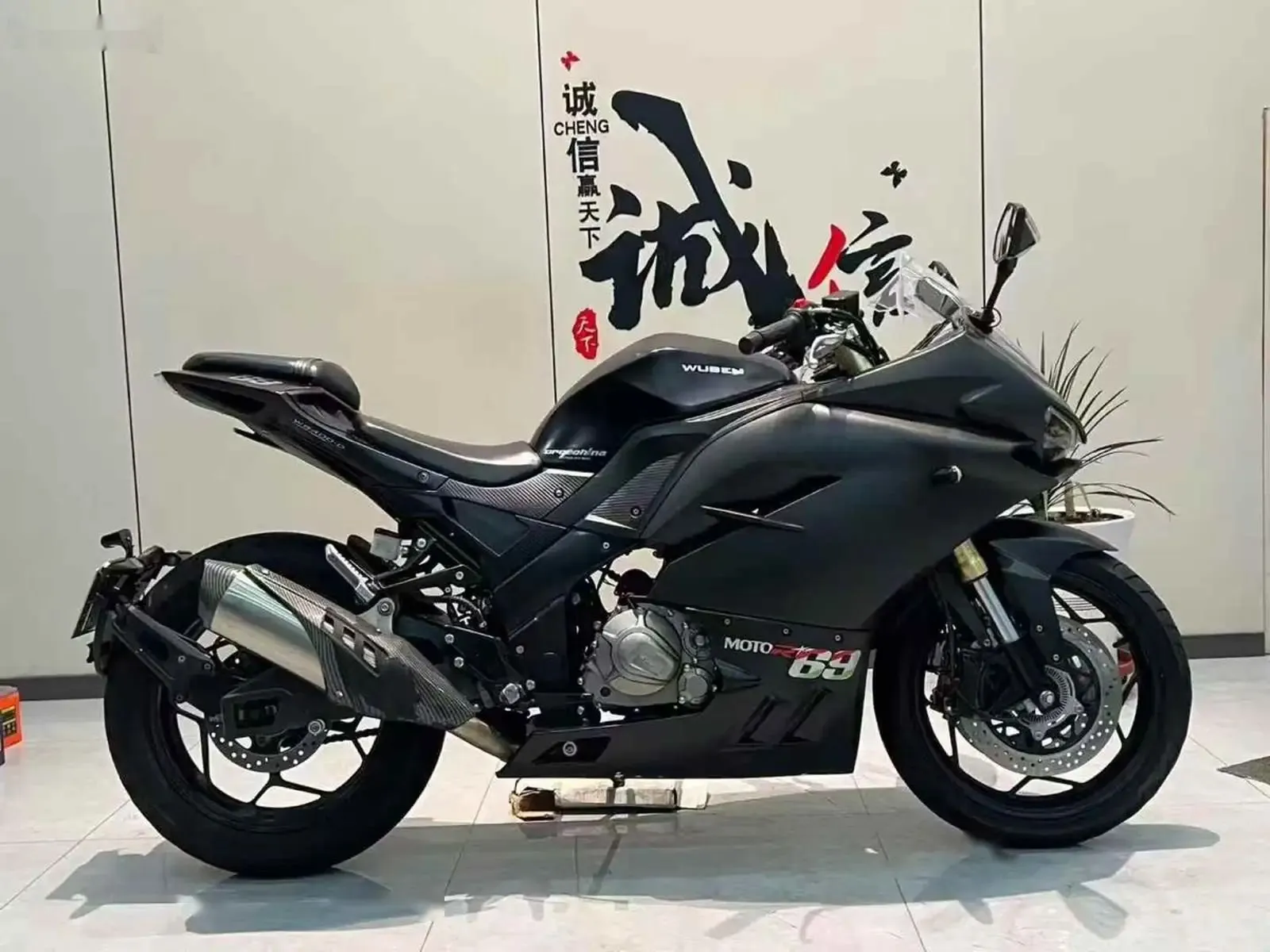 Мотоцикл Ducati — фото 4